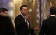 Elon Musk, les pieds sur terre et la tête dans les étoiles