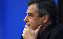 Prêt non déclaré: Fillon dénonce une "opération de déstabilisation politique"