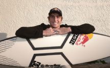 Surf - Leonardo Fioravanti, la "dolce vita" au creux des vagues