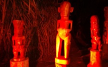 Les fascinants tiki ont illuminé la Pointe Nu'uroa comme par magie…