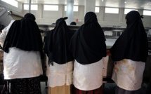 UE : une entreprise peut bannir sous conditions les signes religieux