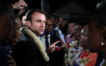La Réunion: Macron veut réviser la Constitution pour "plus de souplesse"
