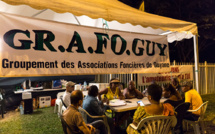 Plus de 10.000 manifestants en Guyane pour la "journée morte"