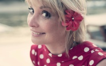 Les fleurs des vahine l’inspirent pour faire des appareils auditifs