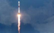 Un cosmonaute russe et un astronaute américain atteignent l'ISS