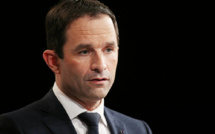 Présidentielle: Hamon appelle à battre "le plus fortement possible" Le Pen en votant Macron