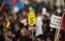 Le FN au second tour: "Jour de honte", SOS Racisme appelle à un rassemblement