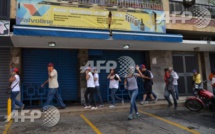 Manifestation anti-Maduro à Caracas dispersée par des gaz lacrymogènes