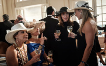 Fini le champagne, la haute société de Rio désarçonnée par la crise