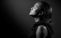 Mots relatifs à la lumière ou à l'obscurité nous font ouvrir les yeux différemment