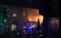 GB: un incendie ravage un bâtiment du marché de Camden Lock