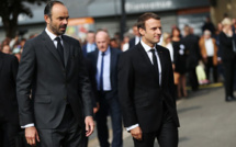 Forte baisse de confiance pour Macron (-5) et Philippe (-6)