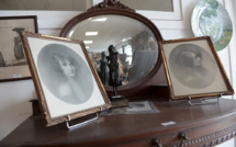 Le premier trophée Miss France vendu plus de 6.000 euros