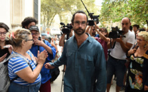 Condamné à 4 mois de prison avec sursis pour aide aux migrants, Cédric Herrou "continuera à se battre"