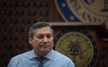 Pyongyang doit prendre un "coup de poing dans le nez", juge le gouverneur de Guam