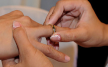 Demande de mariage en direct devant le pape François