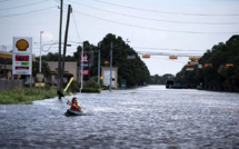 Explosions dans une usine chimique frappée par Harvey au Texas