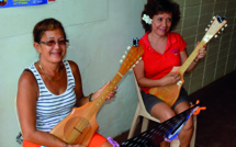 Page enfant : 'ukulele, petit instrument, grand voyageur