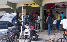 Saint-Martin : les soldats néerlandais accusés de n'avoir "rien fait" face aux pilleurs