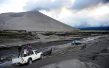 Vanuatu: un volcan en éruption, des milliers d'évacués