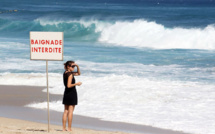 Crise requin à La Réunion: "Redonner l’accès à la mer en toute sécurité" est "la priorité"