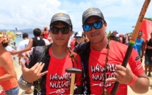 Hawaiki Nui Va'a 2017 – Etape 1 : Air Tahiti Va'a crée la surprise. Résumé avec photos.