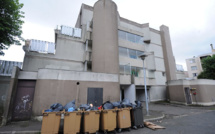 Pau: un détenu s'évade en sortant les poubelles de la prison