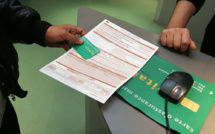 Fonction publique: l'Assemblée rétablit le jour de carence en cas d'arrêt maladie