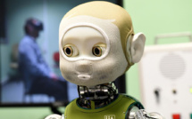 Nina, le robot qui apprend à parler aussi avec les yeux