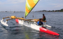 Waterman - Grande première : Tahiti-Huahine en pirogue V6 à voile