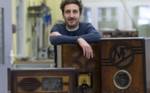 "A.bsolument vintage", la deuxième vie des vieux postes de radio