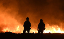 Un incendie encore très actif en Californie, Santa Barbara menacée