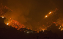 Pas d'accalmie pour l'incendie monstre en Californie
