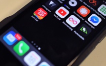 Les Britanniques s'envoient des milliers de textos... à la maison