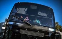 Un migrant fait le trajet Belgrade-Zagreb agrippé sous un autobus