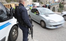 Arrêt-maladie de policiers contre leurs conditions de travail à la frontière italienne