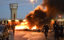 Prisons: négociations sous tension après une nouvelle agression de surveillants