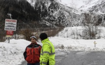Risque maximal d'avalanches: Chamonix évacue des chalets et confine des habitants