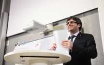 Catalogne: Puigdemont affirme qu'il formera un gouvernement, malgré les "menaces" de Madrid