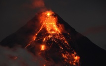 Volcan philippin: les autorités veulent évacuer de force les récalcitrants