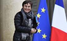 Nouvelle-Calédonie: La ministre des Outre-mer appelle à un "véritable dialogue politique"