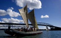 Destination Polynésie : les quatre « Vaka » prêts à appareiller d’Auckland