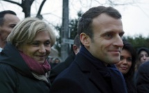 Service national: Macron recadre le débat