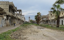 Le régime syrien bombarde sans relâche un fief rebelle, près de 200 morts