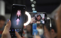 Samsung présente un smartphone pensé pour la réalité augmentée