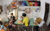 Le "café-couture" ou comment apprendre à coudre au café