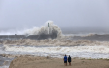 La Réunion: fermeture des écoles à cause du passage d'un cyclone tropical
