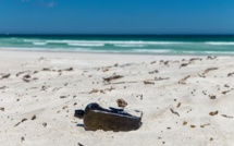 Jetée il y a 132 ans, la plus ancienne "bouteille à la mer" connue découverte en Australie