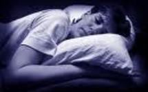 Dormir moins de 6 heures par nuit augmente la probabilité de mort prématurée