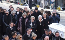 Gestion des droits de Johnny Hallyday: la grand-mère de Laeticia voulait "rendre service"